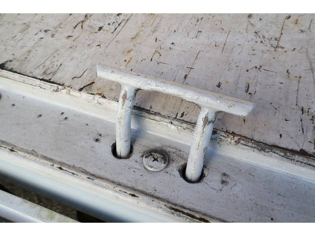 いすゞギガアルミウイング大型（10t）[写真14]