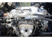 いすゞギガアルミウイング大型（10t）[写真18]