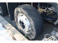 いすゞギガアルミウイング大型（10t）[写真21]