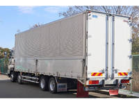 いすゞギガアルミウイング大型（10t）[写真02]