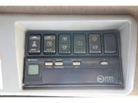 いすゞギガアルミウイング大型（10t）[写真35]