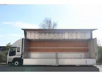 いすゞギガアルミウイング大型（10t）[写真05]