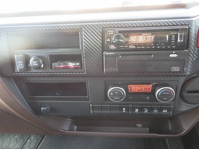 日野レンジャーアルミウイング中型（4t）[写真28]