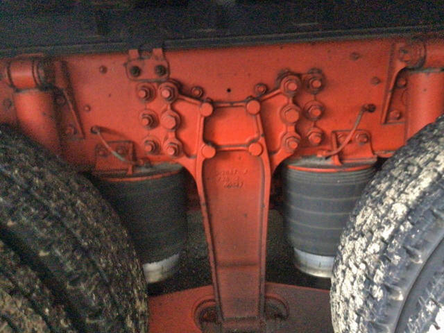 いすゞギガアルミブロック大型（10t）[写真17]