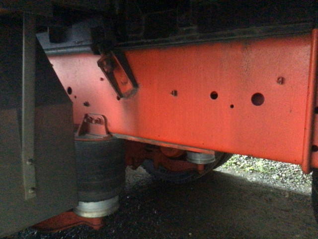 いすゞギガアルミブロック大型（10t）[写真19]