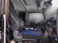 いすゞギガアルミブロック大型（10t）[写真20]