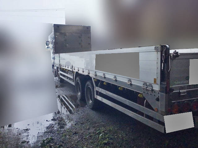 いすゞギガアルミブロック大型（10t）[写真03]