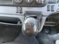 三菱ふそうキャンターアルミバン小型（2t・3t）[写真24]