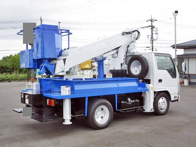 いすゞエルフ高所作業車小型（2t・3t）[写真02]