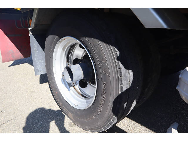 いすゞフォワードアルミウイング中型（4t）[写真38]