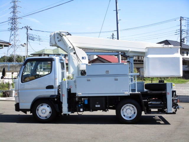 三菱ふそうキャンター高所作業車小型（2t・3t）[写真05]