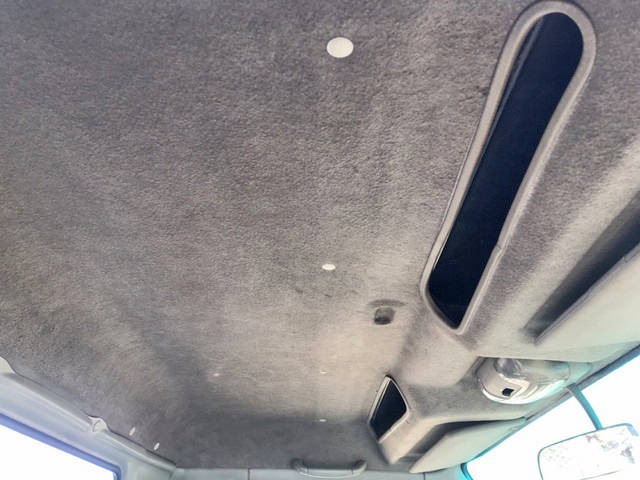 三菱ふそうキャンターセルフクレーン3段小型（2t・3t）[写真33]