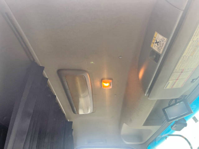 いすゞフォワードアルミウイング中型（4t）[写真31]