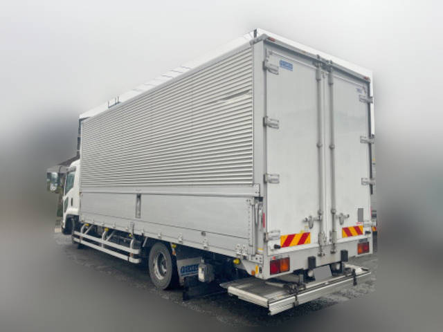 いすゞフォワードアルミウイング中型（4t）[写真04]