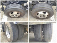 三菱ふそうキャンター平ボディ小型（2t・3t）[写真15]