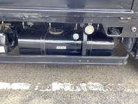 三菱ふそうキャンター平ボディ小型（2t・3t）[写真16]