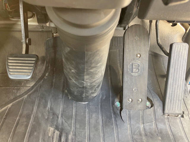 いすゞフォワードジャストンクレーン4段中型（4t）[写真23]