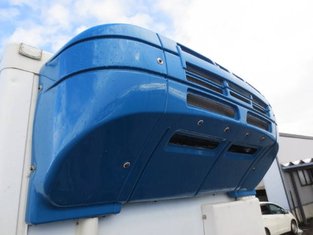日野デュトロ冷凍車（冷蔵車）小型（2t・3t）[写真11]