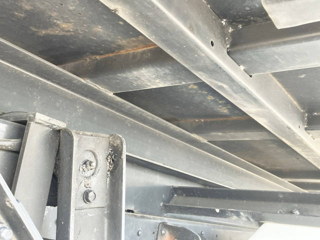 いすゞエルフセーフティローダー小型（2t・3t）[写真20]