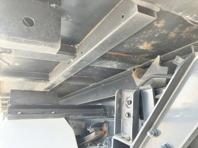 いすゞエルフセーフティローダー小型（2t・3t）[写真21]