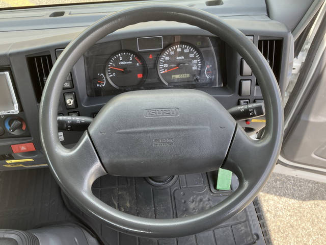 いすゞエルフセーフティローダー小型（2t・3t）[写真33]