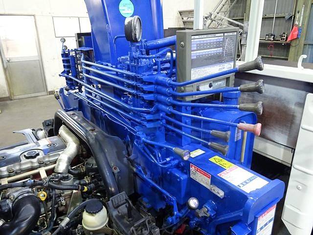 トヨタトヨエースクレーン3段小型（2t・3t）[写真13]