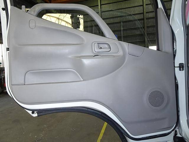 トヨタトヨエースクレーン3段小型（2t・3t）[写真35]