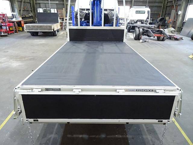 トヨタトヨエースクレーン3段小型（2t・3t）[写真08]