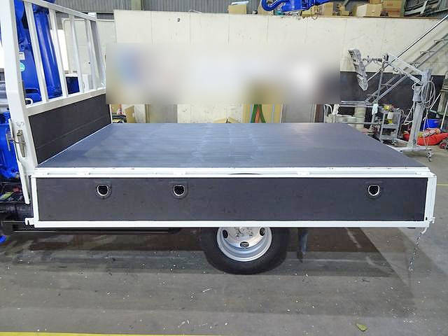 トヨタトヨエースクレーン3段小型（2t・3t）[写真09]