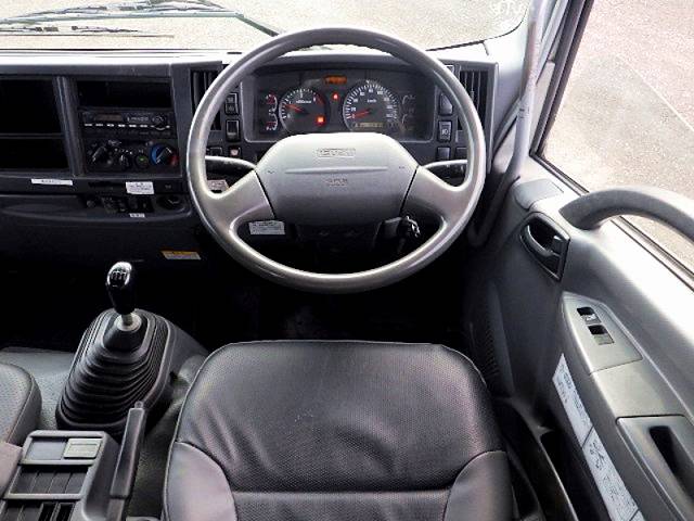 いすゞフォワードコンテナ専用車中型（4t）[写真12]