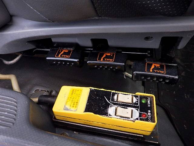 いすゞフォワードコンテナ専用車中型（4t）[写真22]