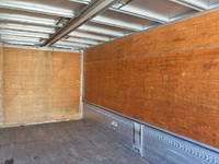 三菱ふそうファイターアルミウイング増トン（6t・8t）[写真15]