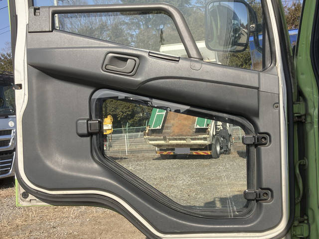 三菱ふそうファイターアルミウイング増トン（6t・8t）[写真27]