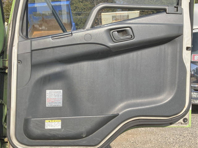 三菱ふそうファイターアルミウイング増トン（6t・8t）[写真28]