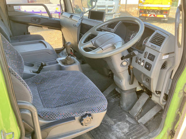 三菱ふそうファイターアルミウイング増トン（6t・8t）[写真33]