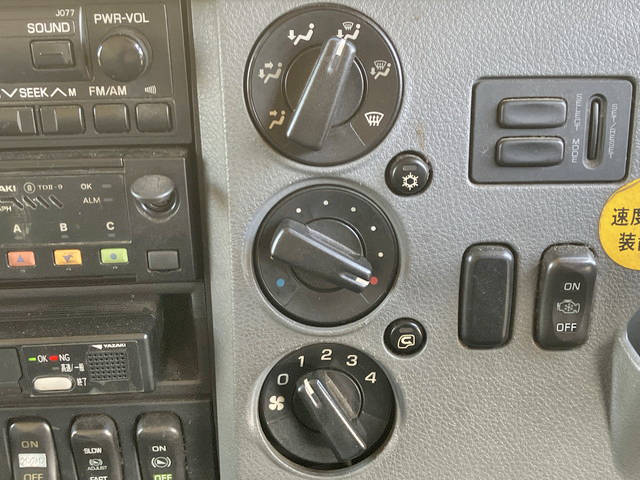 三菱ふそうファイターアルミウイング増トン（6t・8t）[写真35]