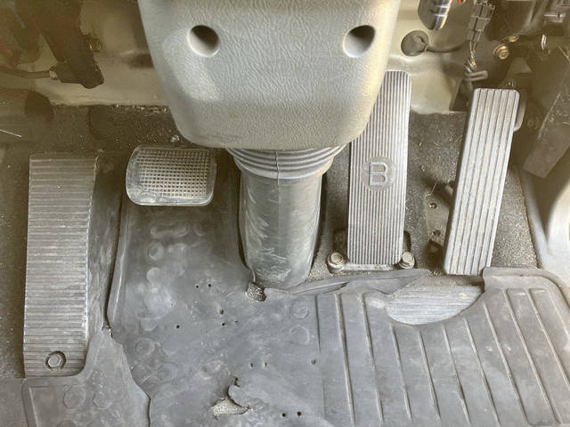 三菱ふそうファイターアルミウイング増トン（6t・8t）[写真38]