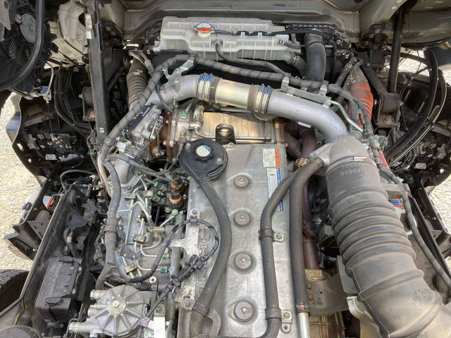 日野プロフィアアルミウイング大型（10t）[写真23]