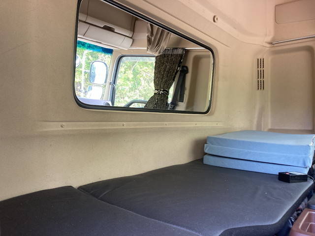 日野プロフィアアルミウイング大型（10t）[写真29]