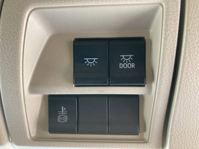 日野プロフィアアルミウイング大型（10t）[写真39]