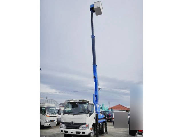 日野デュトロ高所作業車小型（2t・3t）TKG-XZU600E [写真01]