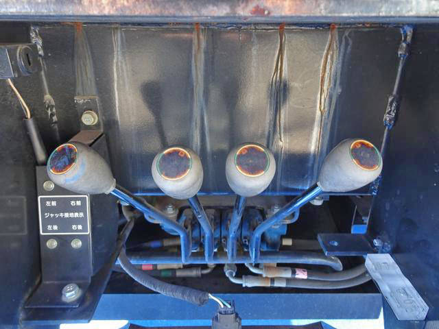 日野デュトロ高所作業車小型（2t・3t）[写真27]