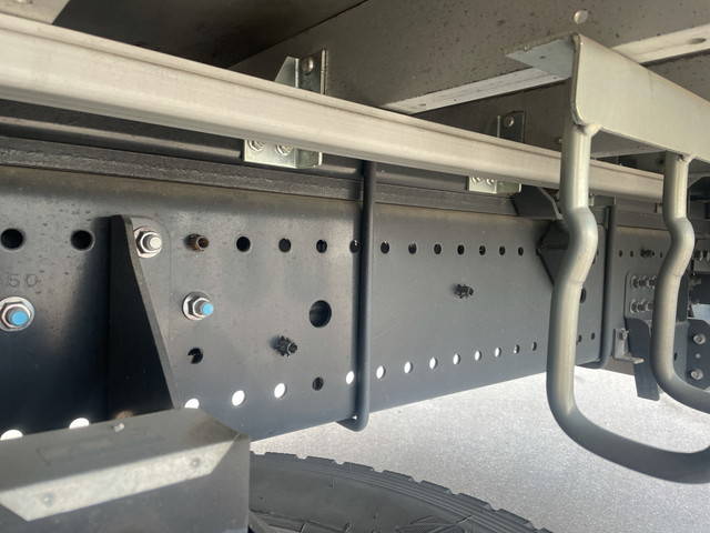 日野プロフィアアルミウイング大型（10t）[写真21]