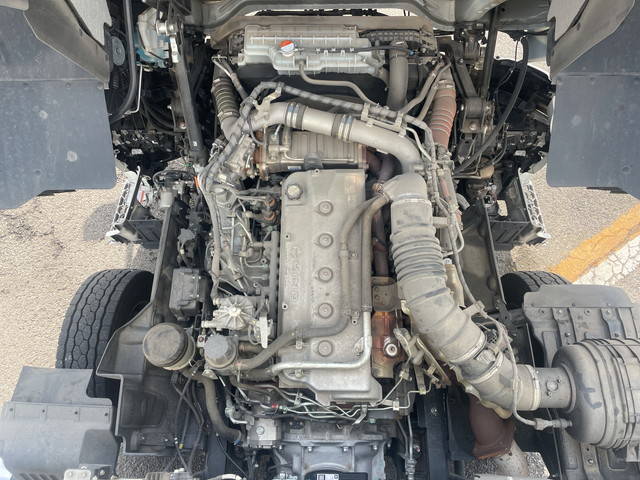 日野プロフィアアルミウイング大型（10t）[写真23]