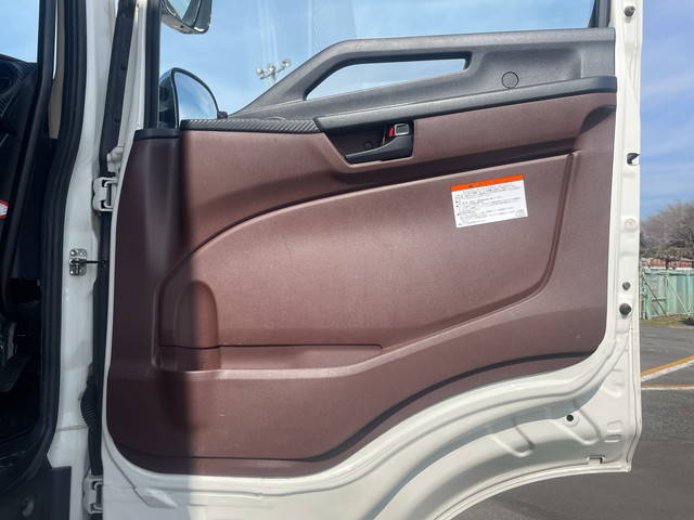 日野プロフィアアルミウイング大型（10t）[写真25]