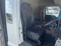 日野プロフィアアルミウイング大型（10t）[写真27]