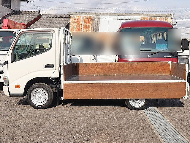 トヨタダイナ平ボディ小型（2t・3t）[写真10]