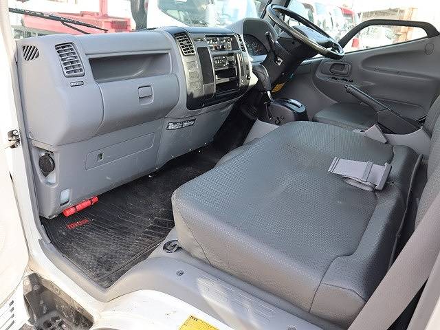 トヨタダイナ平ボディ小型（2t・3t）[写真28]