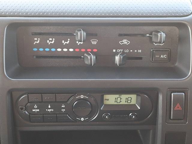 トヨタダイナ平ボディ小型（2t・3t）[写真32]