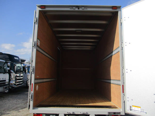 いすゞエルフアルミバン小型（2t・3t）[写真14]